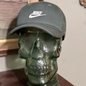Nike Dark Olive Green Cap